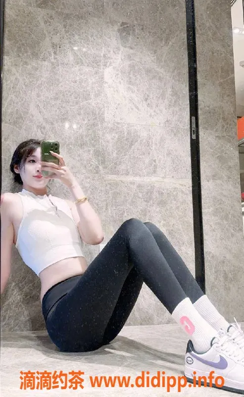 福州楼凤资源信息,福清达可儿，身高185，专业舌吻服务，已验通过