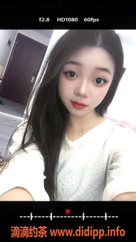 中山楼凤-西区涵涵，18岁C罩杯，超值服务等你体验！