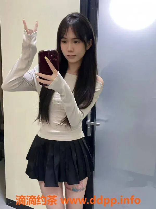 常州楼凤-常州花花，身高168，21岁，800元服务