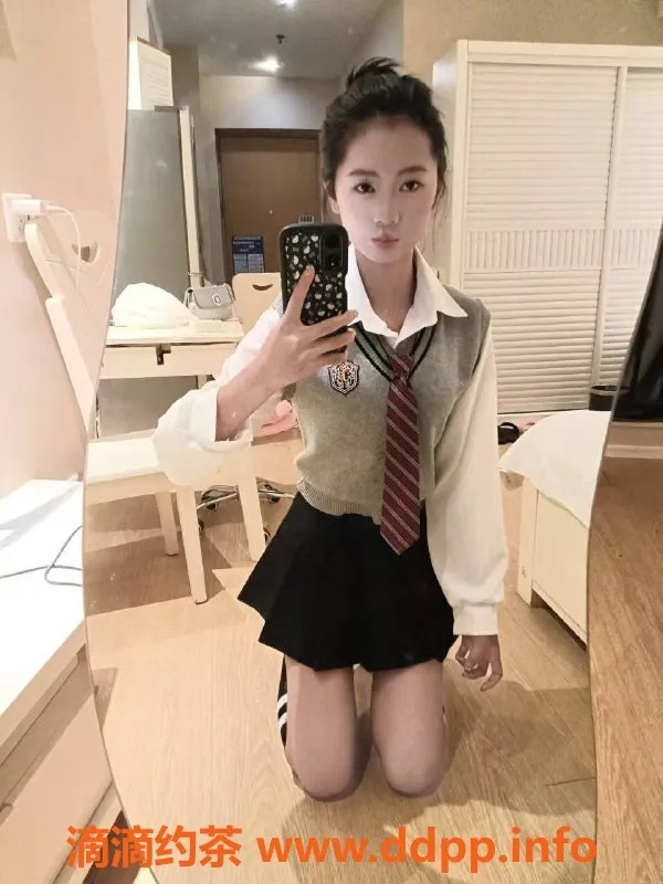 南通楼凤-崇川区小凡，166身高，18岁可教萌妹