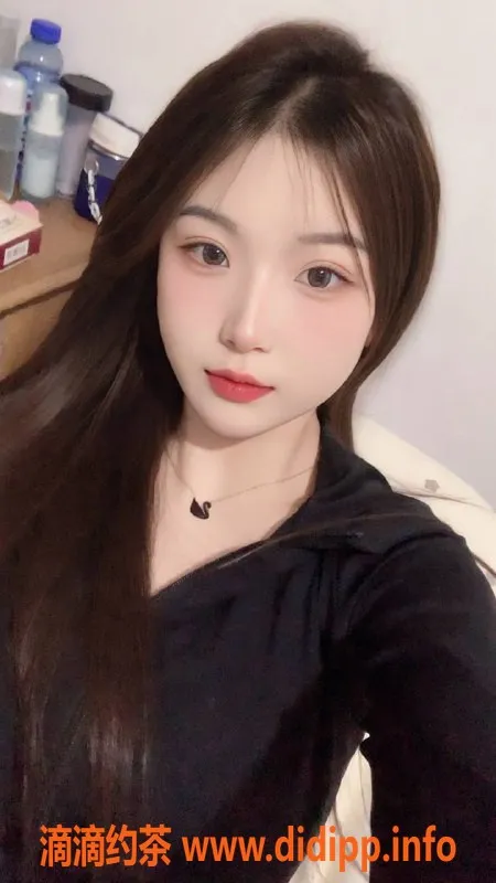 青岛楼凤-城阳悦悦，168cm，100斤，06年美女外约服务