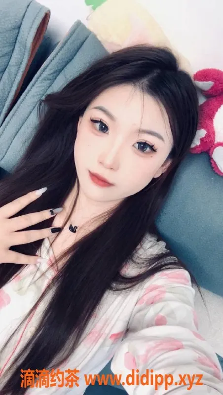 青岛楼凤-城阳悦悦，168cm，100斤，06年美女外约服务