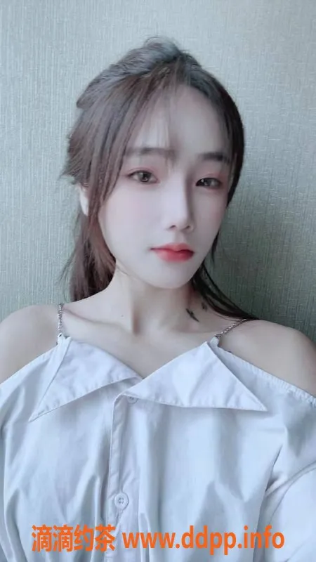 珠海楼凤-坦洲微微，性感迷人，身材极品！