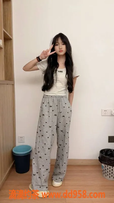 常州楼凤-常州19岁欣欣，身高162超靠谱服务