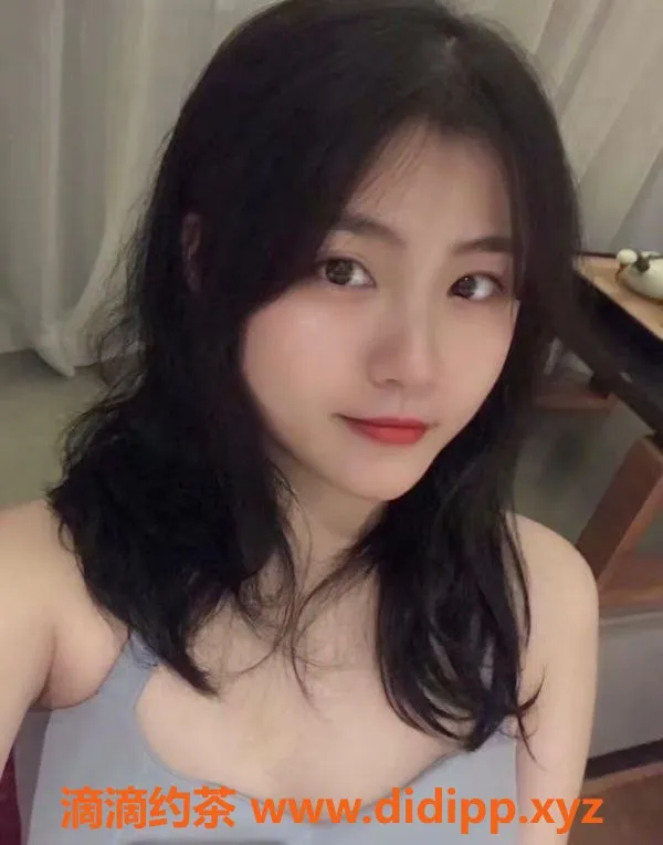 深圳楼凤-深圳龙华23岁清纯美女茹儿，身高164cm，超值服务！