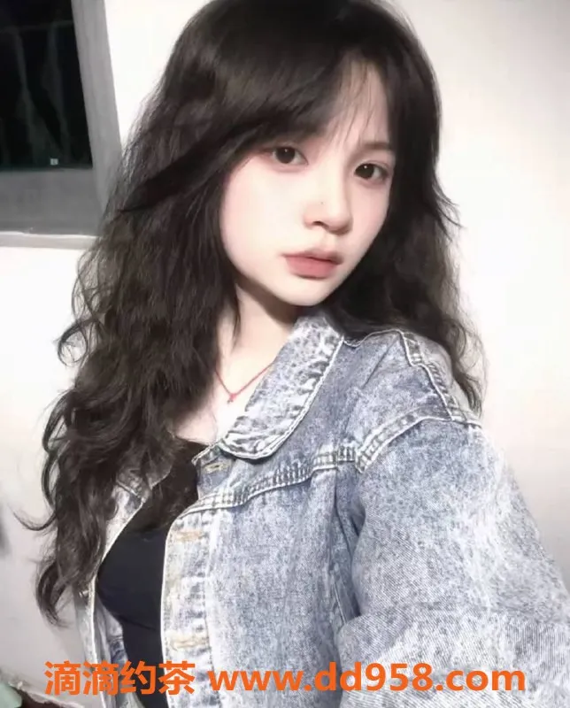 常州楼凤资源信息,常州墨墨，162cm，20岁，600元课程全程服务