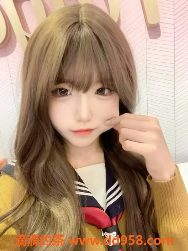 常州楼凤-常州小雪 19岁168身高 600P超值服务