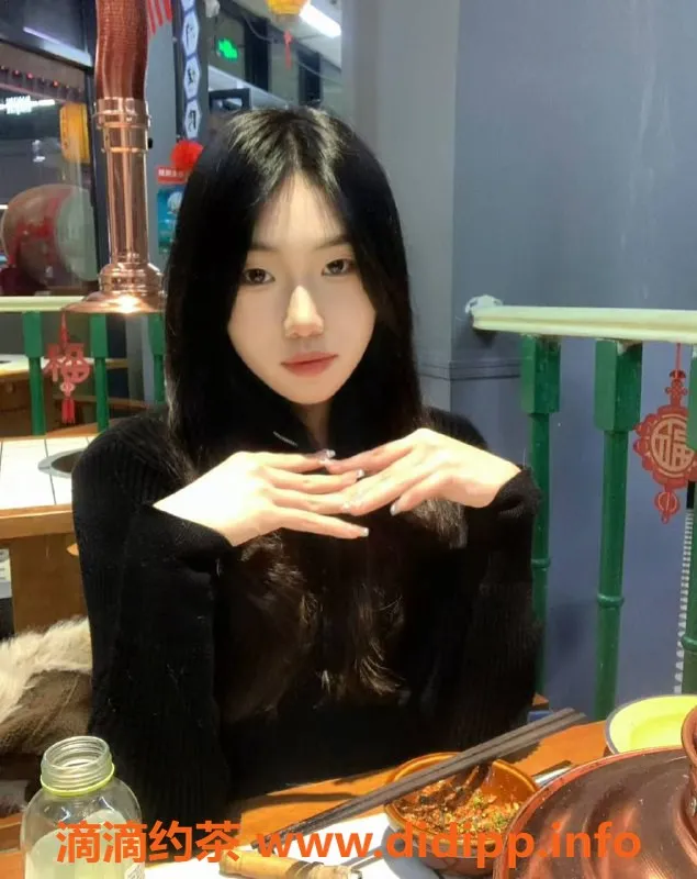 常州楼凤-常州小乖诱惑体验，160cm/46kg，随心服务