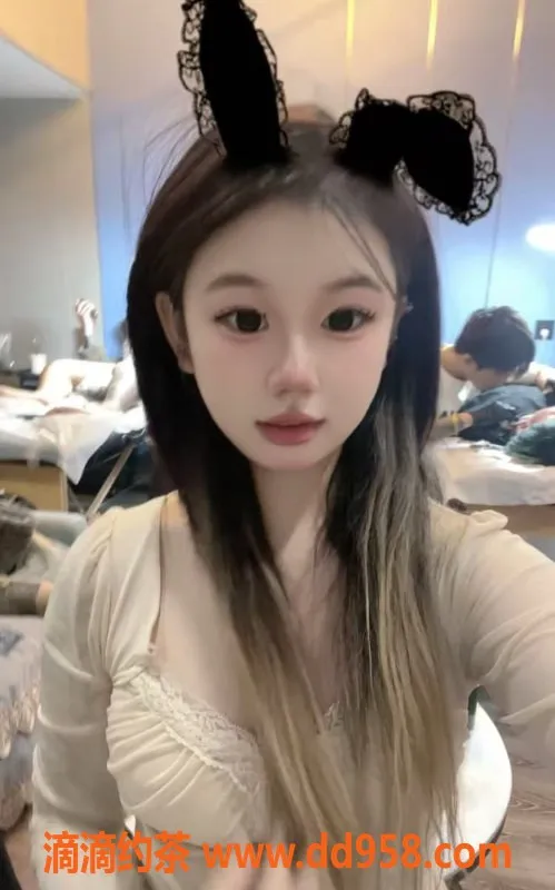 常州楼凤-武进童童，163高96斤，价格800元起