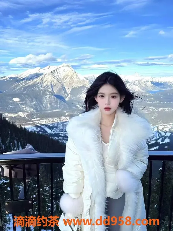 南通楼凤资源信息,南通小小23岁，162高，36C，服务超棒！