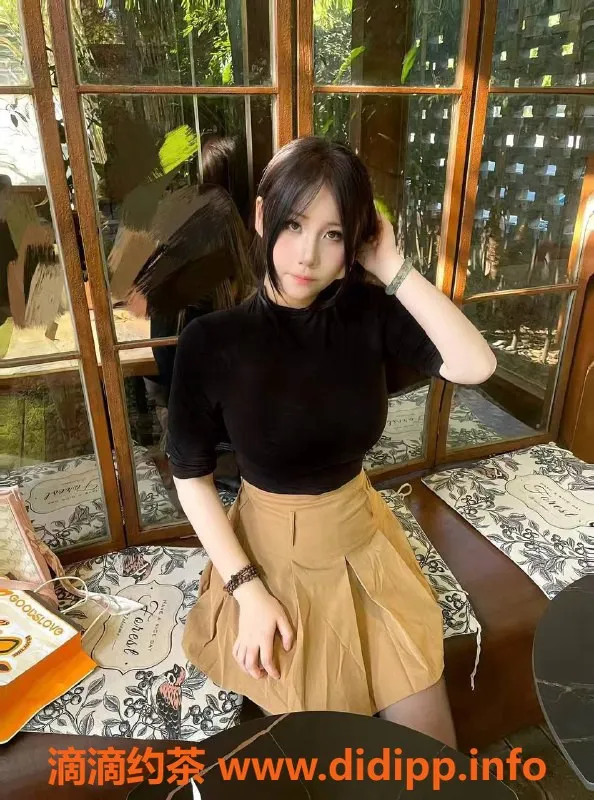 常州楼凤资源信息,常州咪咪，19岁，身高164，胸围C，800起