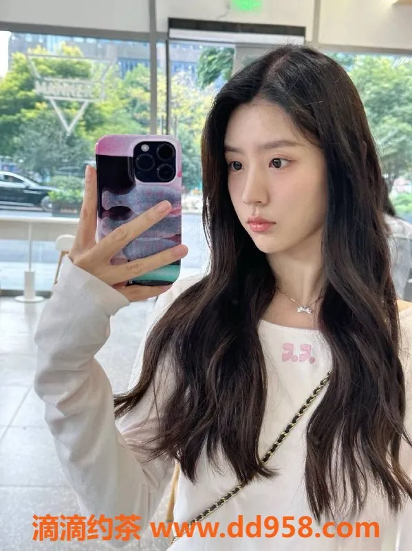 徐州楼凤-上海极品御姐 C罩杯169身高，学生兼职