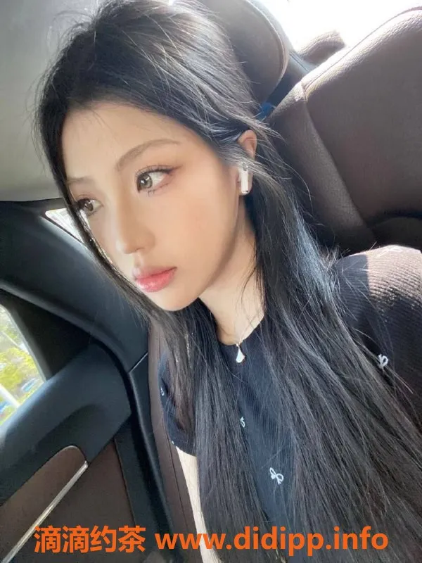 温州楼凤-鹿城花花，半套服务仅398元，技术一流