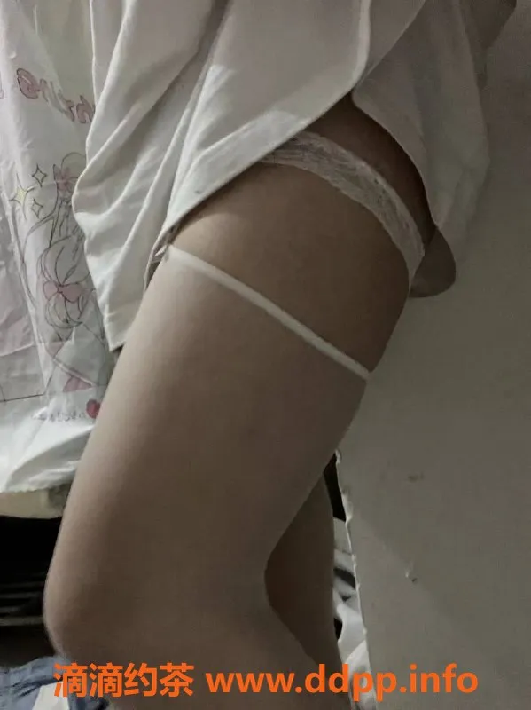 西安楼凤-西安小锦：18岁，167cm，36D，6p服务等你来体验！