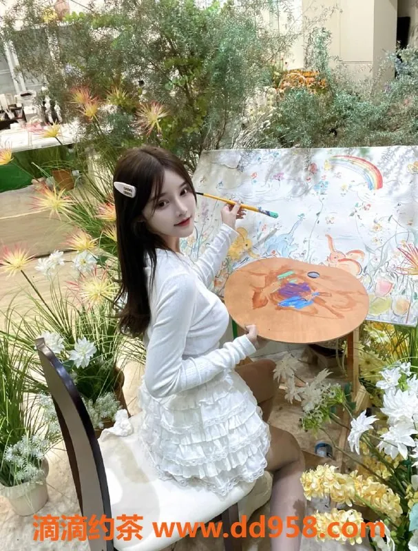 湛江楼凤-湛江久久，24岁163cm，胸C，服务顶呱呱