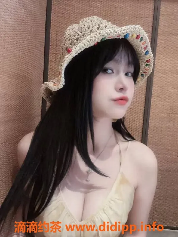 常州楼凤-常州小艾 160cm C罩杯 25岁 600P/1200PP