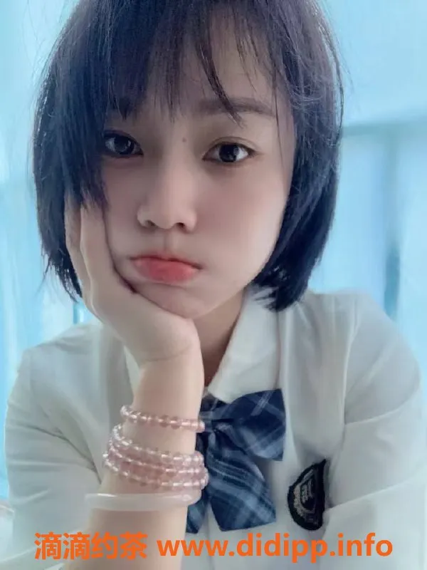 常州楼凤-常州小艾 160cm C罩杯 25岁 600P/1200PP