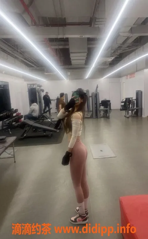 杭州上门服务-上城区橙子老师，26岁气质女友形，169cm身高