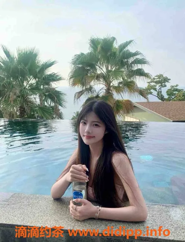 常州上门服务-常州山茶花—170cm甜美D奶学生上门服务