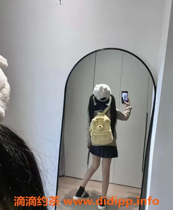 无锡楼凤-无锡小萝莉，153cm，胸围D，超萌可爱