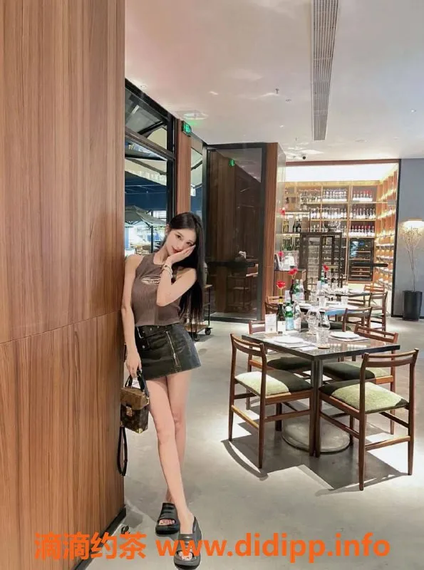 常州外围-重庆山茶花，172身高96体重，温柔耐心