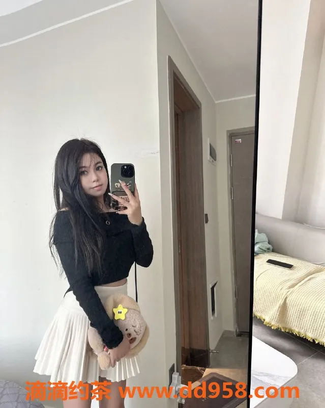 惠州楼凤-江北22岁金金，C+罩杯服务，价位700起