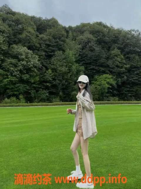 无锡楼凤-无锡小雪，嫩妹163cm，42kg，D罩杯