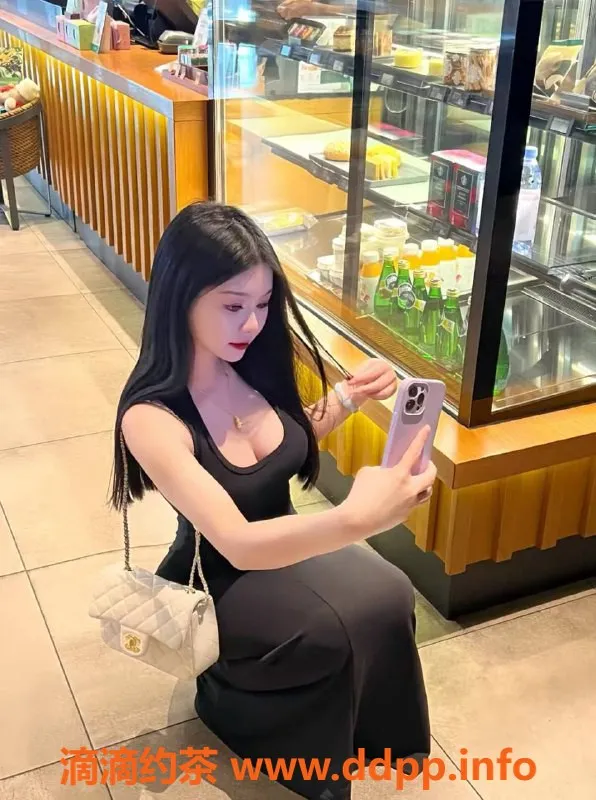 惠州楼凤-23岁清纯妹子柠檬雅曦165，49kg，900元体验