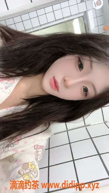 常州楼凤-常州菲儿，19岁168cm，身材火辣，800元起