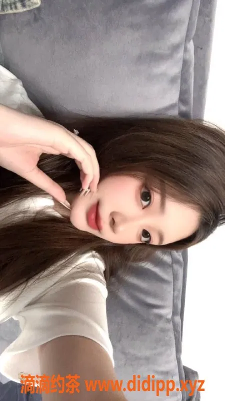 惠州楼凤-惠城区豆豆，24岁，162cm，胸围32C，服务多样