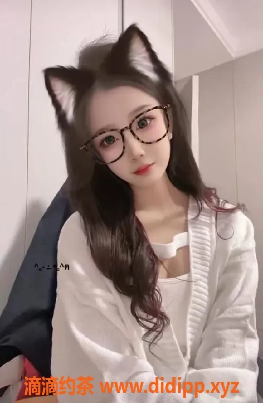 无锡楼凤-无锡嫩妹萧喃喃，22岁165身高C杯