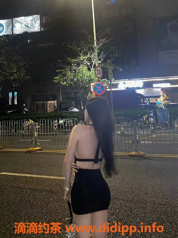 惠州楼凤资源信息,惠城尤尤，24岁，36C，私密陪伴仅需800起