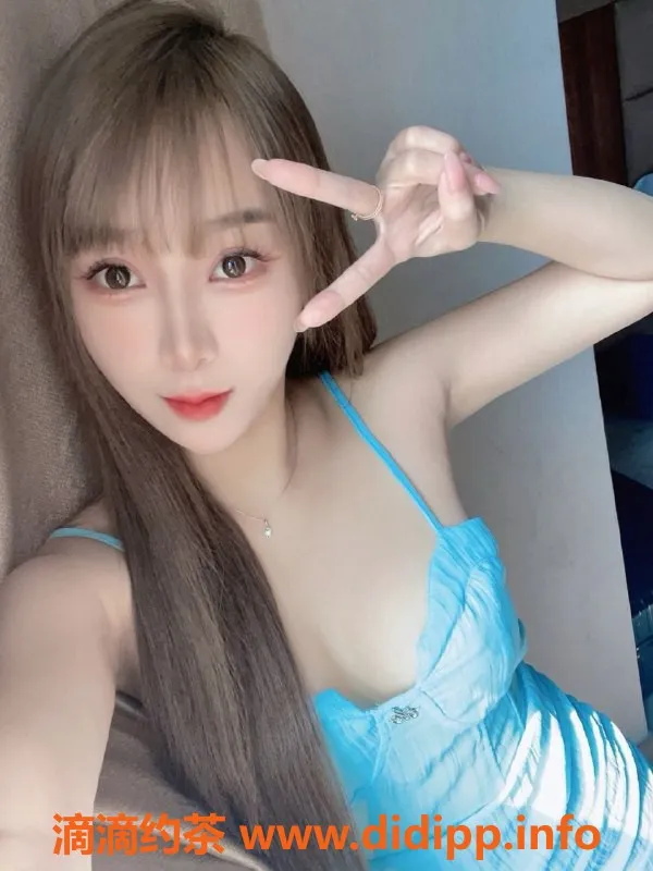 温州楼凤-瓯海嫩妹妮可，165cm，48kg，大胸制服诱惑