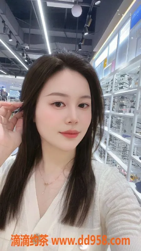 惠州楼凤资源信息,麦地菜菜，25岁34C，激情服务，600起