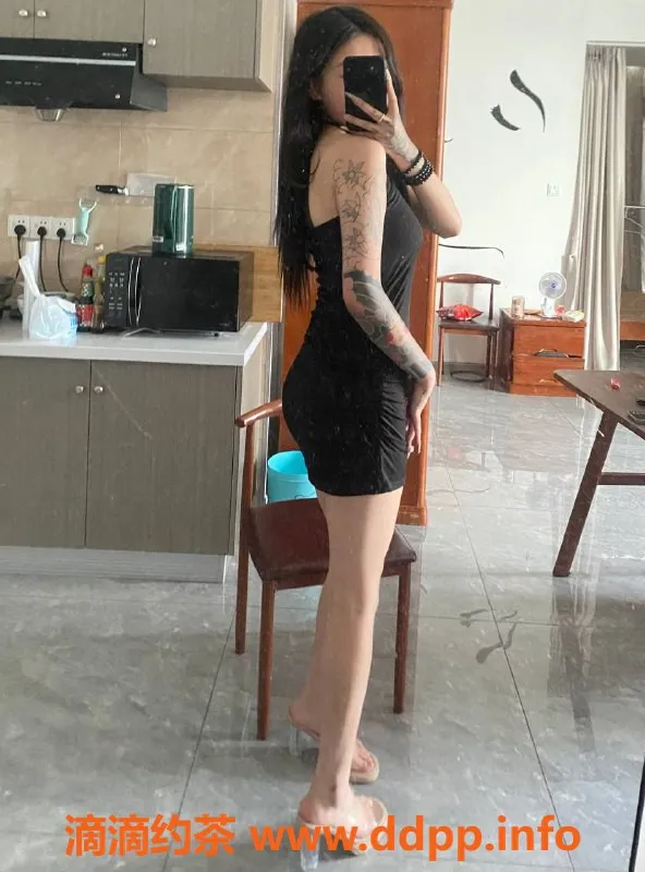 常州楼凤-常州笑笑，身高170，价格8p，96斤大长腿