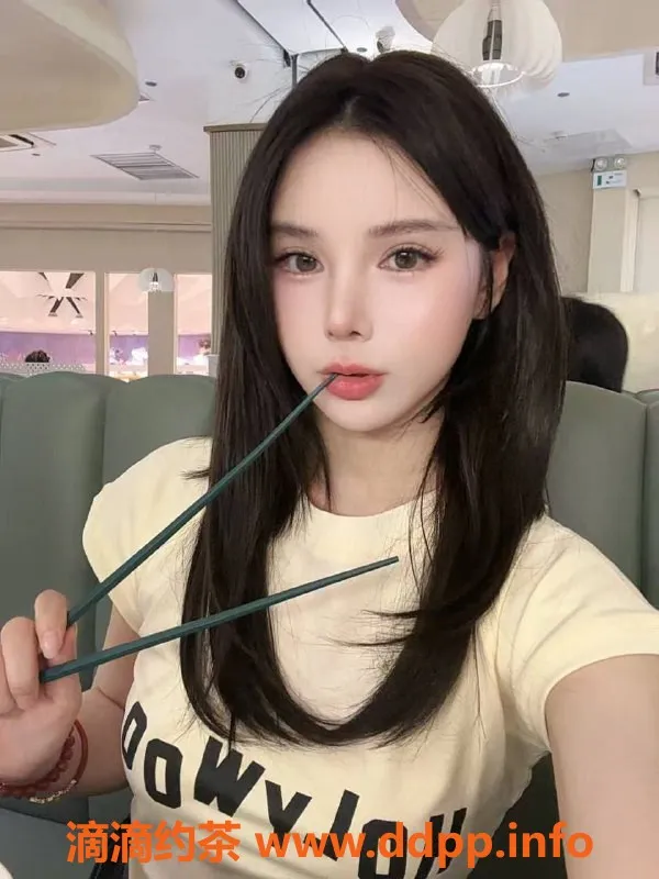 惠州楼凤-大亚湾娜宝，162cm、24岁，洗吹制服！