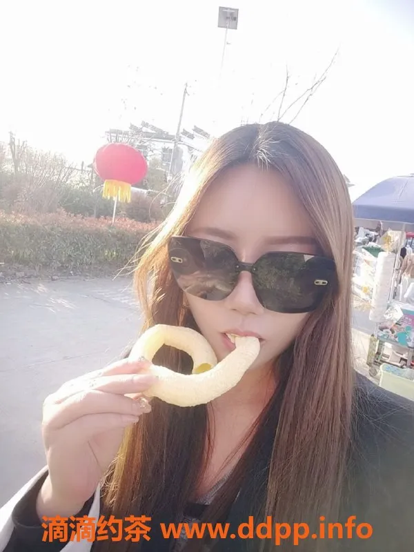 惠州楼凤-沐沐 25岁 165cm C罩杯 53kg 600元起