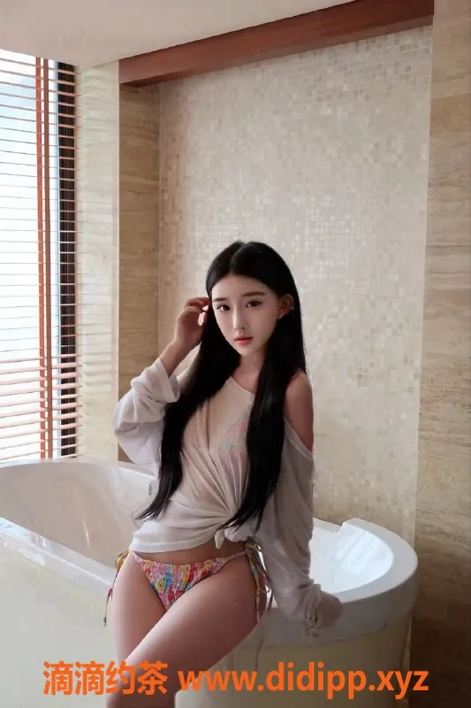 常州外围-常州山茶花04年极品萝莉，160cm仅40kg