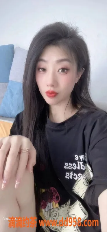 无锡楼凤-江阴万达两个美女，超高性价比！