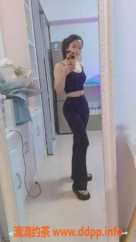 惠州楼凤-惠城区馨雨儿，165cm巨乳18岁女神