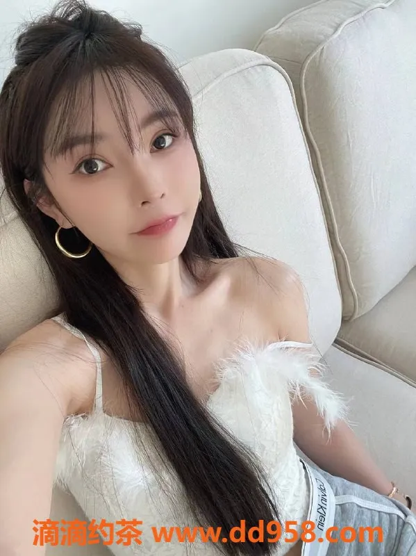 天津楼凤-河西区骚猫，1300p超值体验