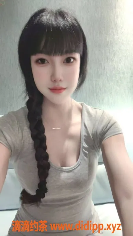 湛江楼凤-玫瑰：优雅美女，身高165，胸围90，价格公道