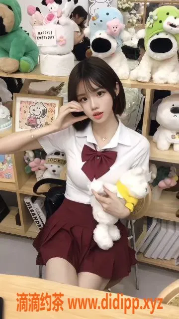 无锡楼凤-无锡梁溪区 半夏 164cm 45kg 38B 03年生