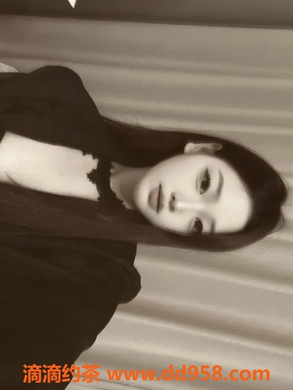 常州楼凤-常州市青儿，20岁，身高162，600P/1200PP