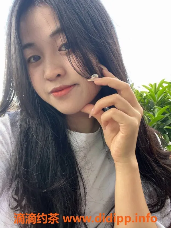 惠州楼凤-麦地海清，34C美胸，700元/小时，03年小妹上线