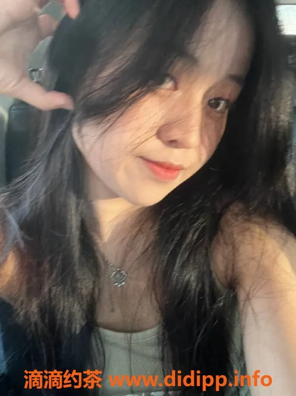 惠州楼凤-麦地海清，34C美胸，700元/小时，03年小妹上线