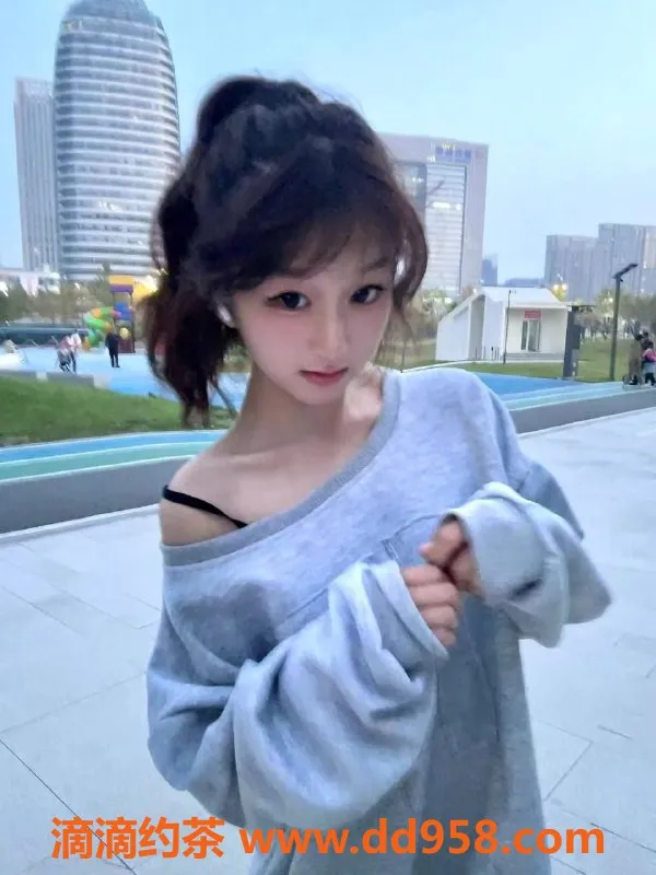 青岛楼凤资源信息,青岛七七，160温柔可爱小姐，6张起