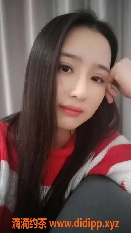 温州楼凤资源信息,苍南高颜值御姐青菜，168身高，C罩杯服务