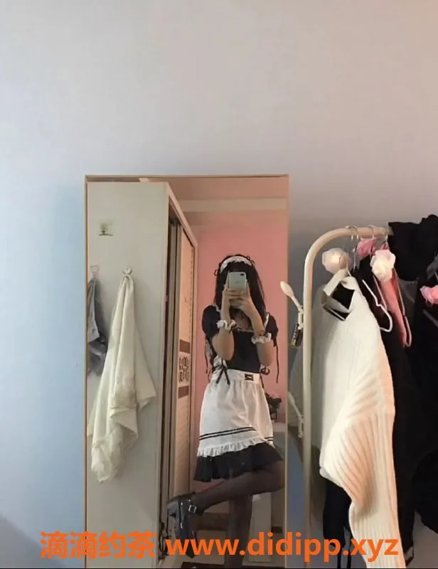 南通楼凤-崇川区SM服务，轻微K6小母狗，888元