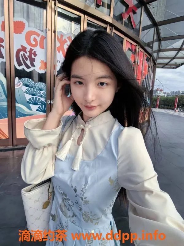 青岛楼凤资源信息,温柔小微新到，无套路服务，6张起